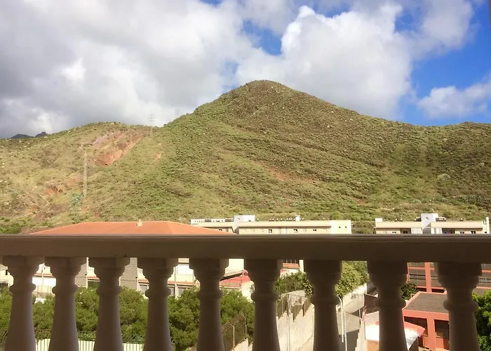 Casa El Cercado Feriehus *